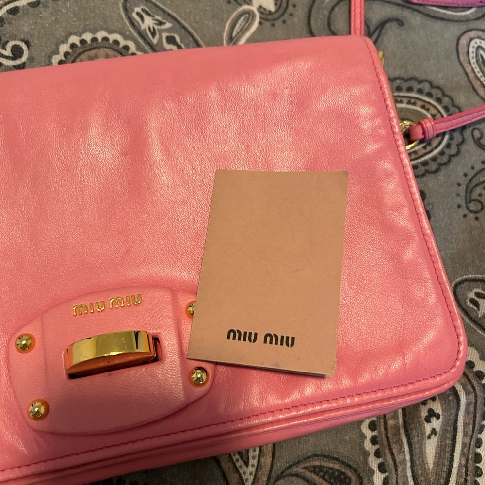 Miu Miu Pink Lambskin Leather Crossbody Bag with Gold Hardware - Picture 7 of 16